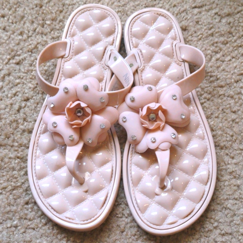 Nine West rhinestone flower jellie flip flops
